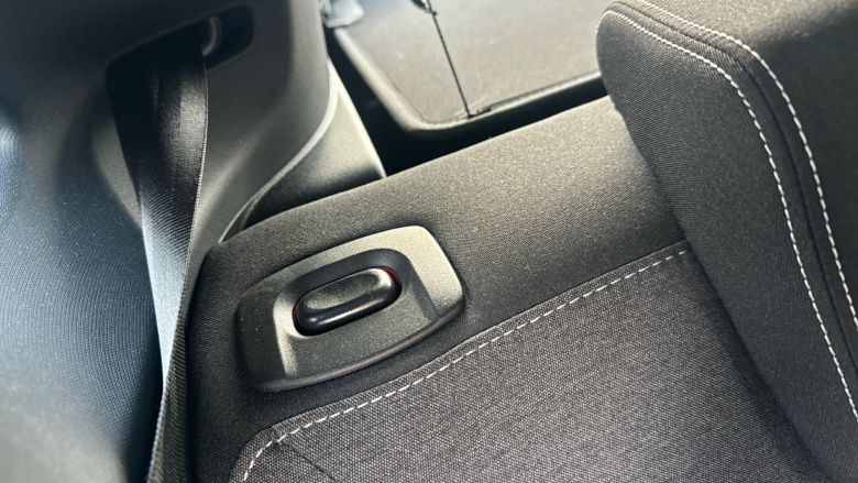 Ford Puma 1.0 EcoBoost Hybrid mHEV Titanium 5dr Petrol Hatchback